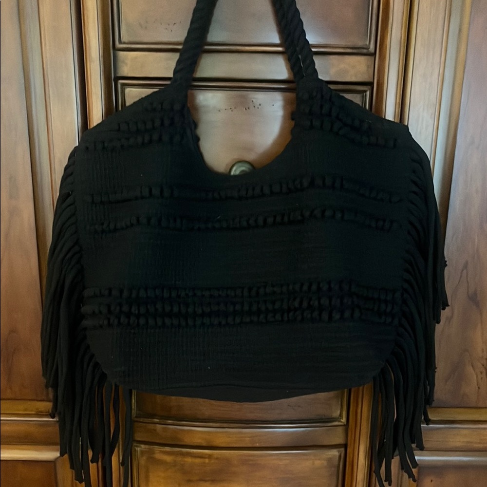 Black Fringe Beachbag